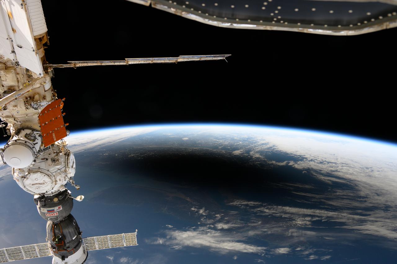 Earth's horizon photographed from the ISS. NASA archive image, April 8, 2024.
